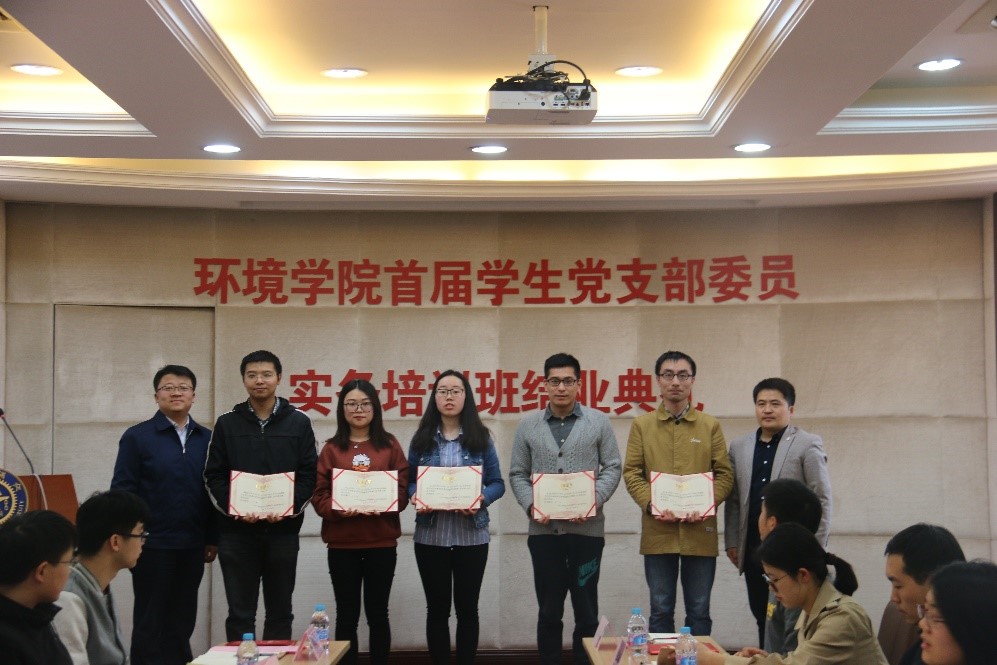 c090830db54a5c2093f0a928fc6ed74c.jpg 2.jpg